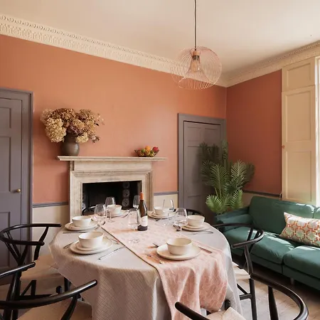 Walcot Townhouse-2